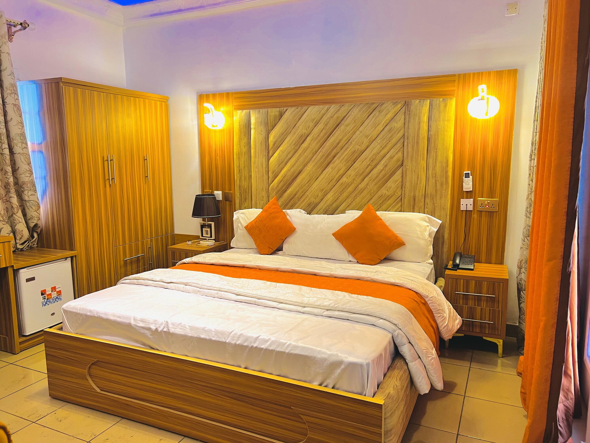 Our Rooms  — image 6