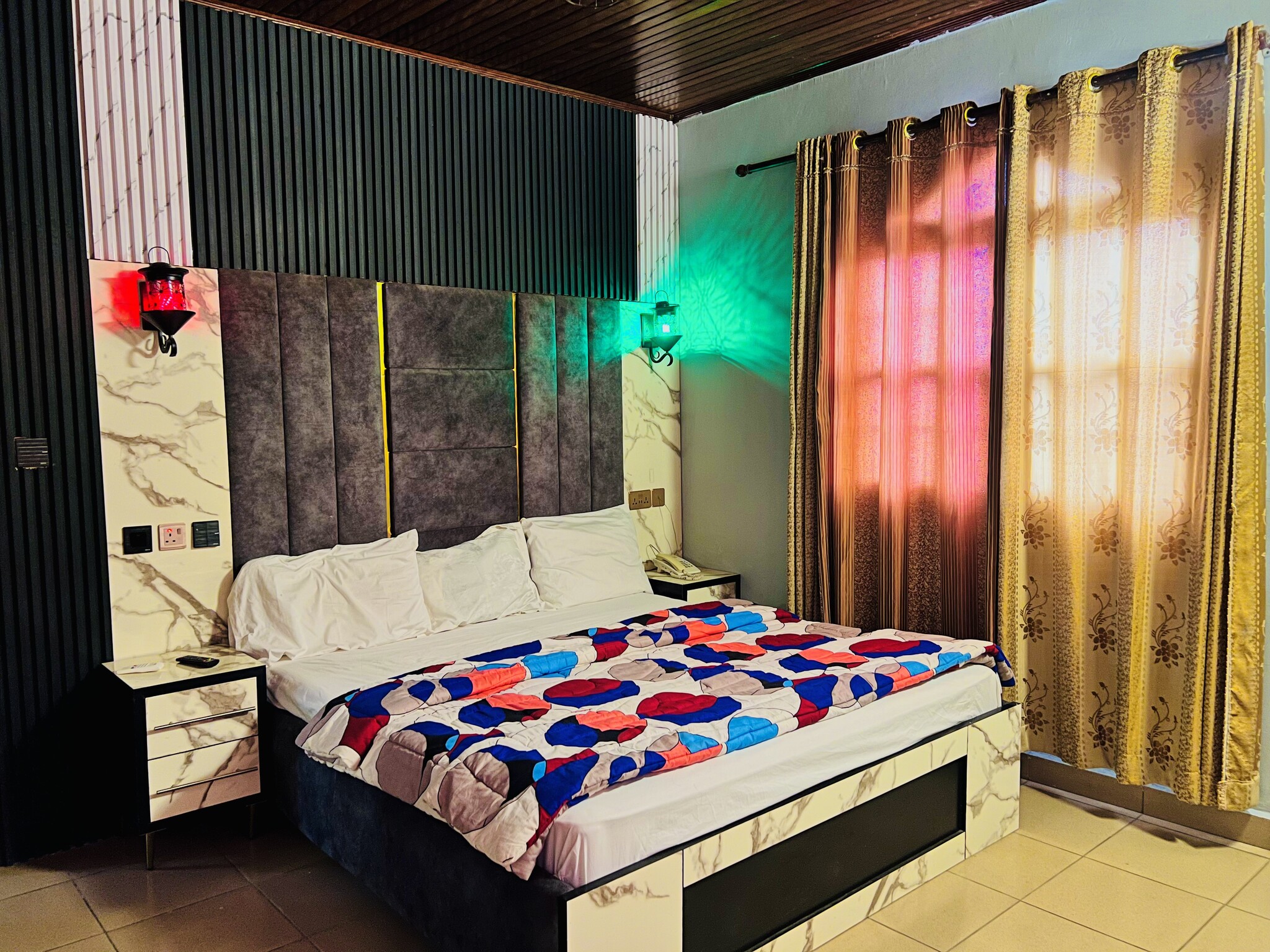 Our Rooms  — image 10